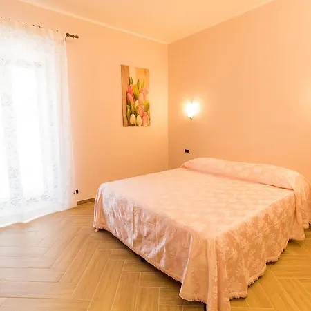 Casa Nel Cortile Apartment *