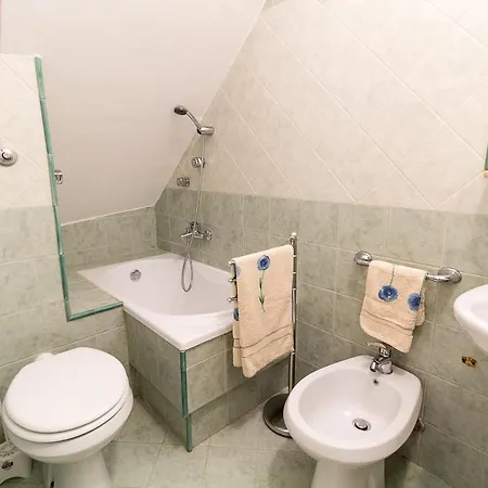 Casa Nel Cortile Appartamento Cefalù